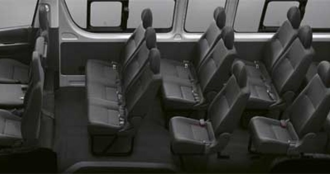 Sewa mobil online - Toyota Hiace
